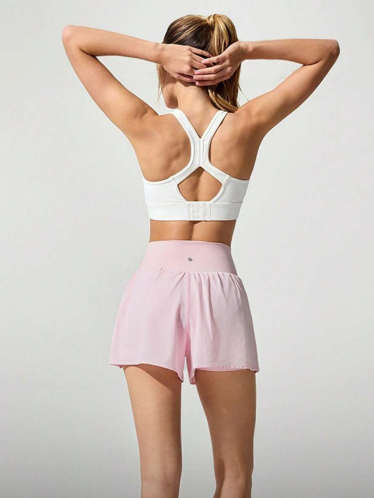 Short de course anti-transpiration, taille mi-haute, poches, séchage rapide