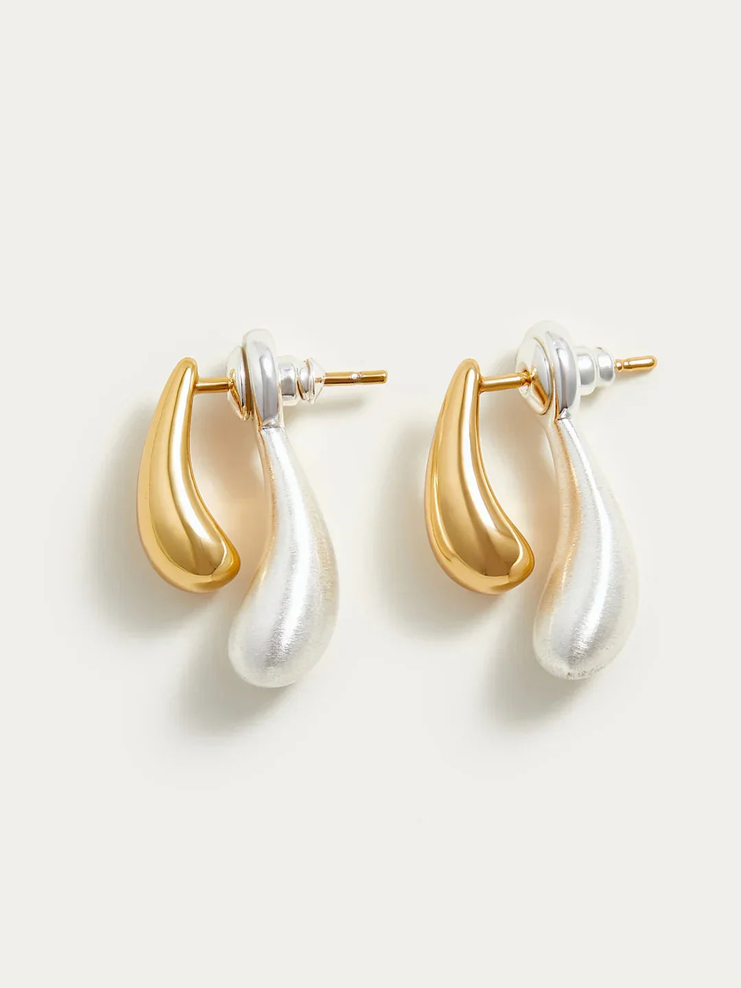 Always Elegant Two-Tone Water Drop Earrings - LA FEMME WANDERER