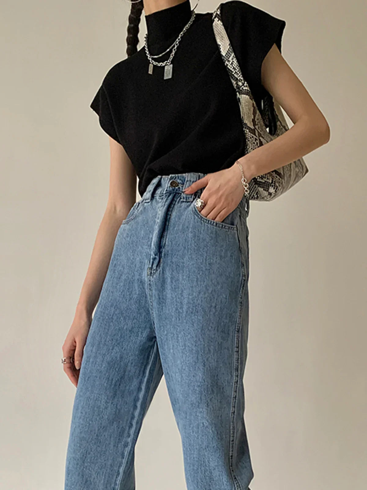 Leisurely Solid Pullover Sweater Vest - LA FEMME WANDERER