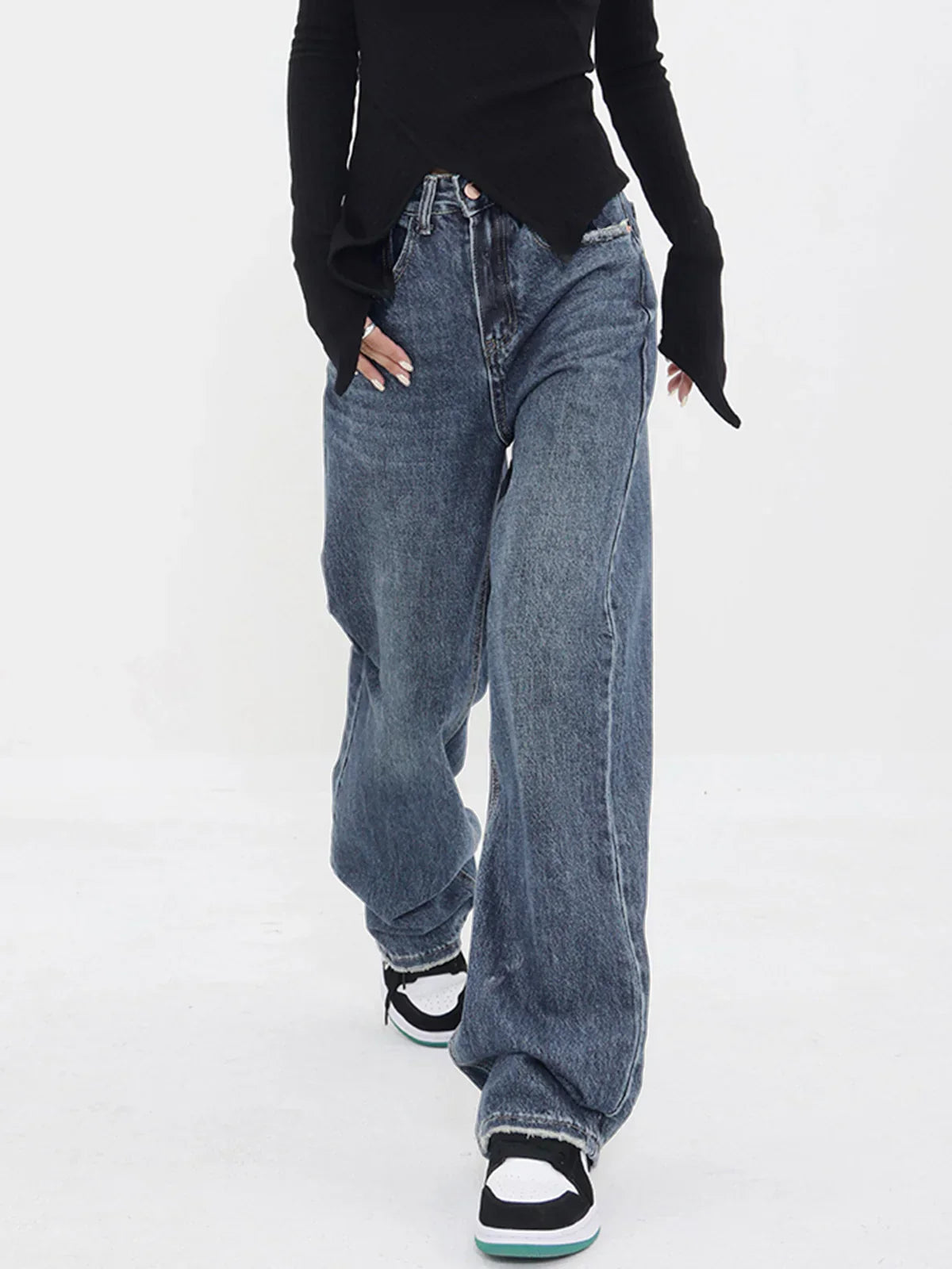 Patchwork Pockets Denim Wide Leg Boyfriend Jeans - LA FEMME WANDERER