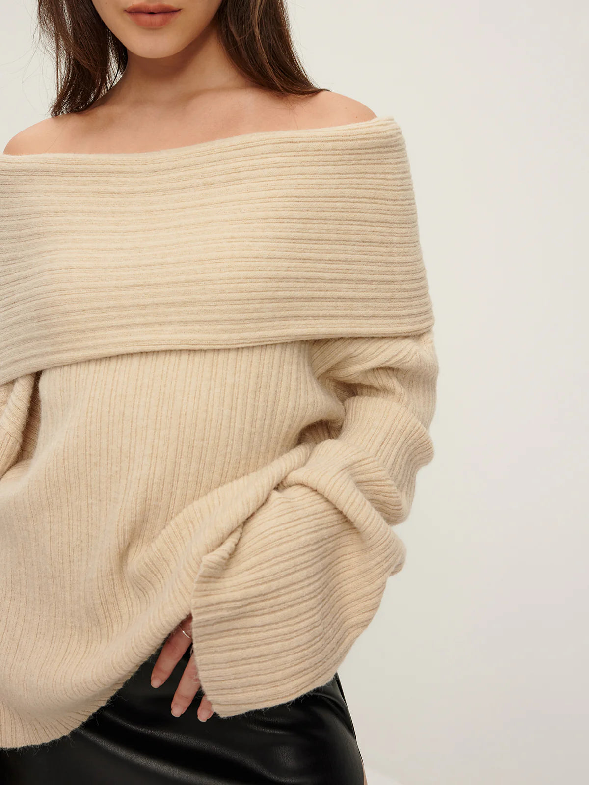 Ribbed Off Shoulder Loose Sweater - LA FEMME WANDERER