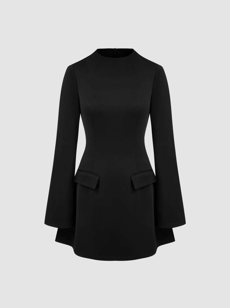 Mini-robe unie à manches longues et col haut
