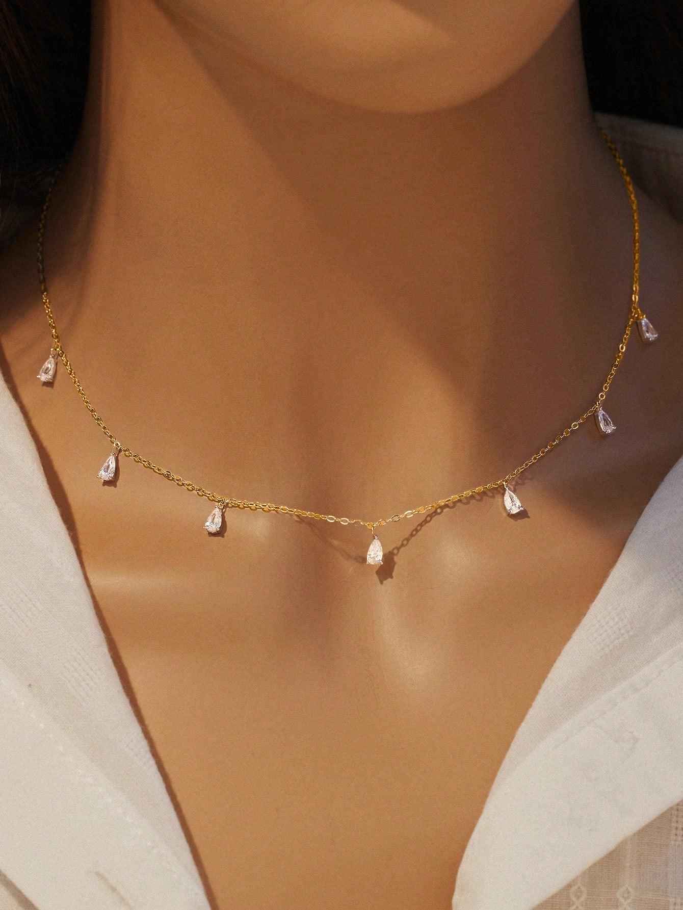 Teardrop Elegance Dainty Necklace - LA FEMME WANDERER