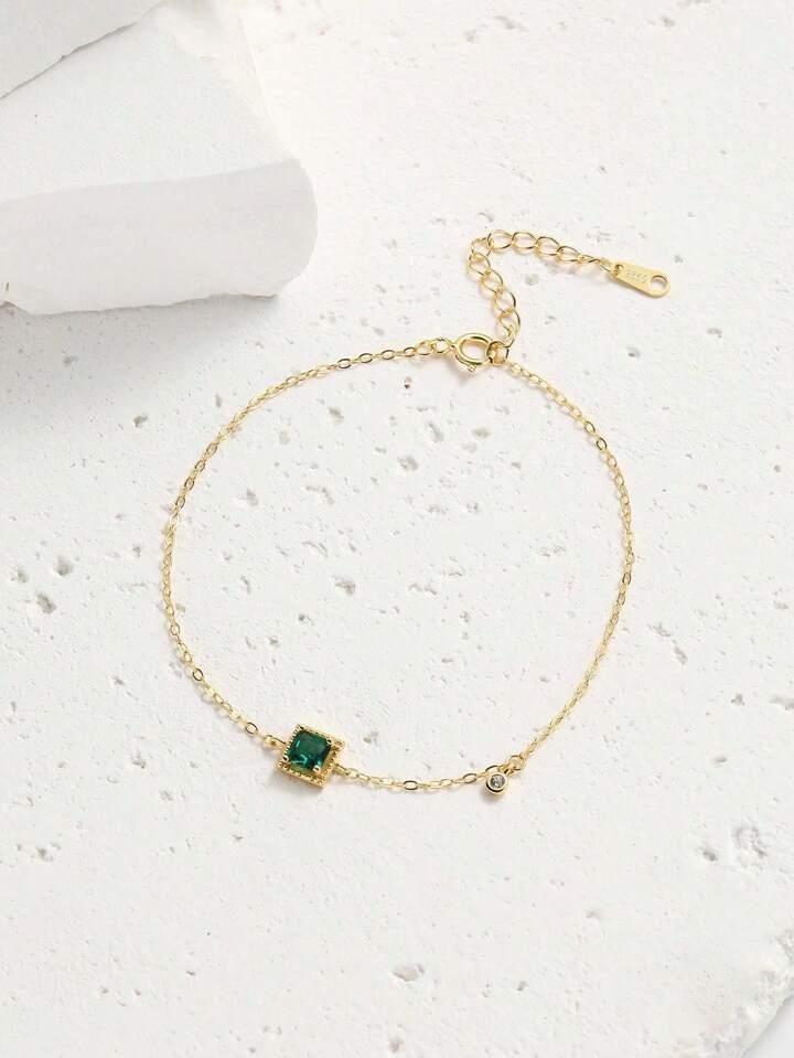 Emerald Accent Dainty Gold Bracelet - LA FEMME WANDERER