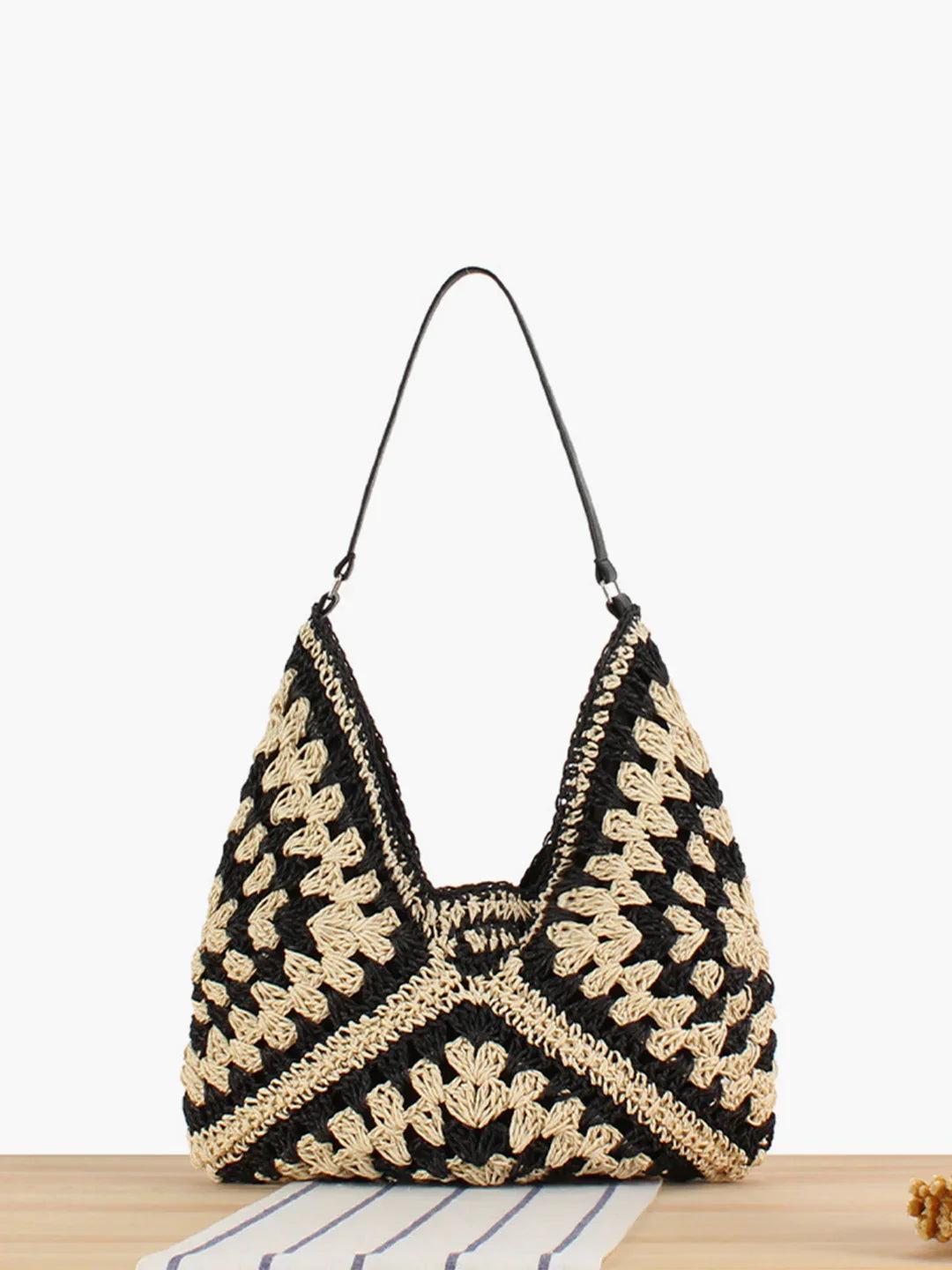 Crochet Macrame Shoulder Bag - LA FEMME WANDERER