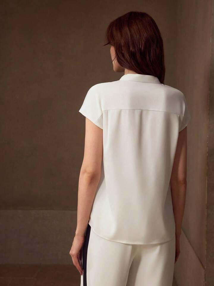 Minimal Top for Elevated Office & Smart Casual Looks