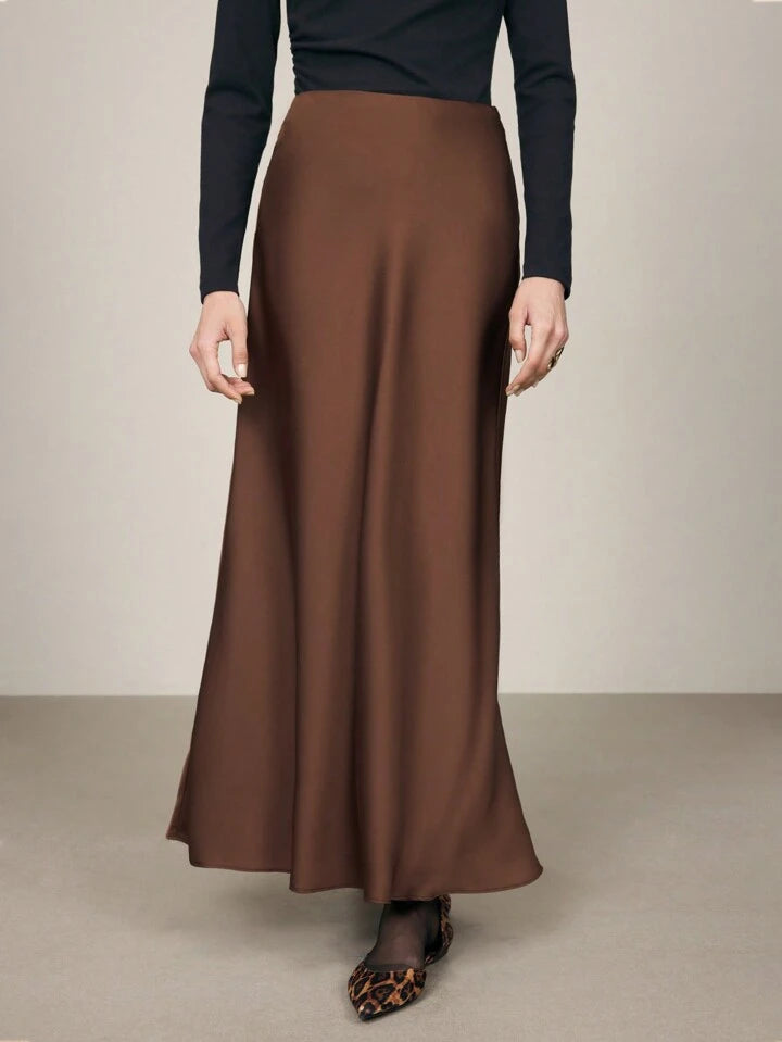 Minimalist Satin Slip Skirt - LA FEMME WANDERER