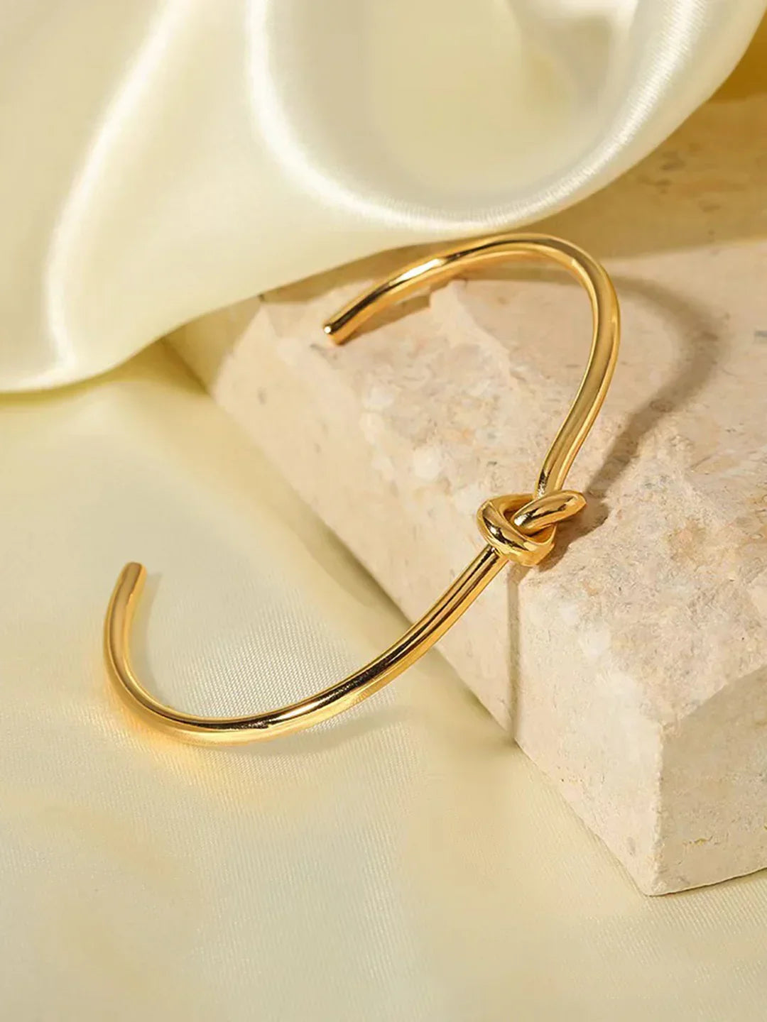 Knotted Open Bracelet - LA FEMME WANDERER