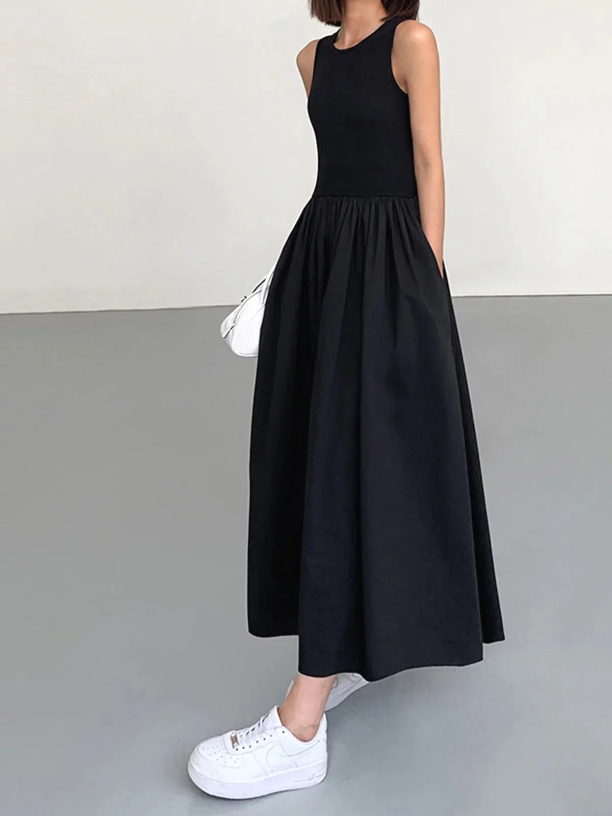 Classy & Chic Look - 2 - LA FEMME WANDERER