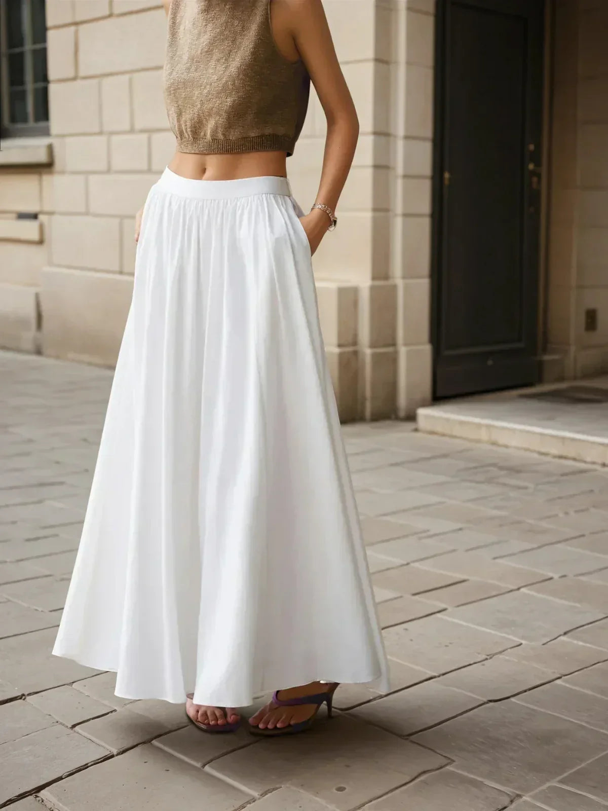 Classy Capsule - 6 - LA FEMME WANDERER