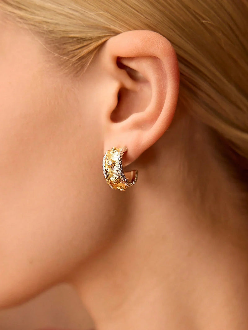 Boucles d'oreilles plaquées or avec strass multicolores pour un usage quotidien