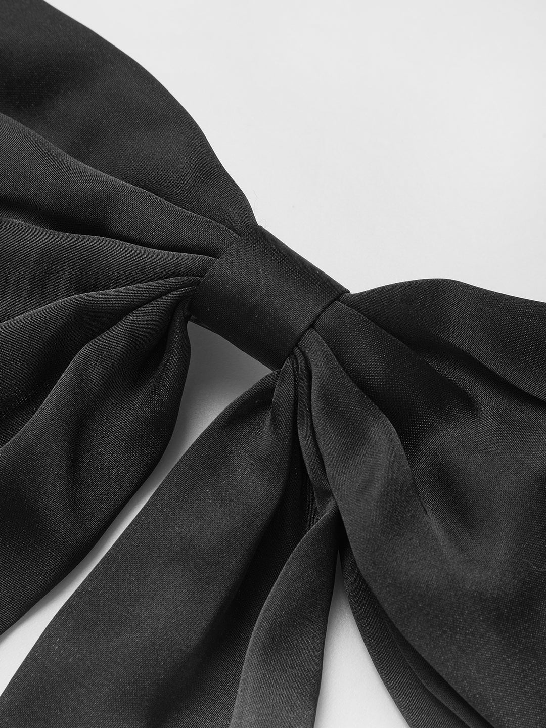 Satin Three-Dimensional Bow Hair Claw - LA FEMME WANDERER