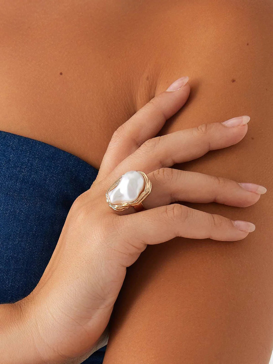 Lustrous Tide Statement Ring - LA FEMME WANDERER