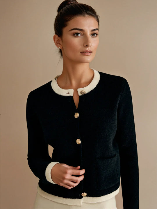 Cardigan en tricot boutonné style Oldmoney