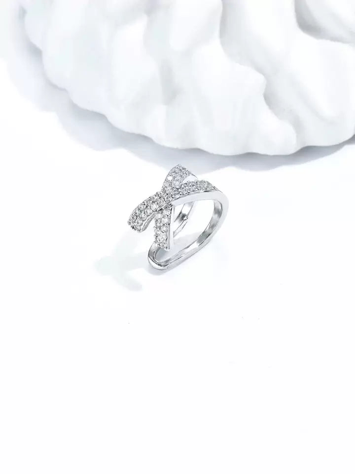 Luxury Crystal Ear Clip – Modern X Design Non-Piercing Earring