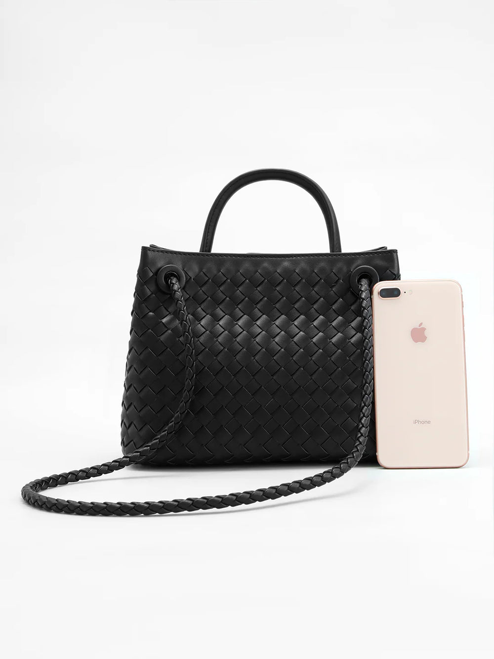 Classy & Chic Look - 5 - LA FEMME WANDERER