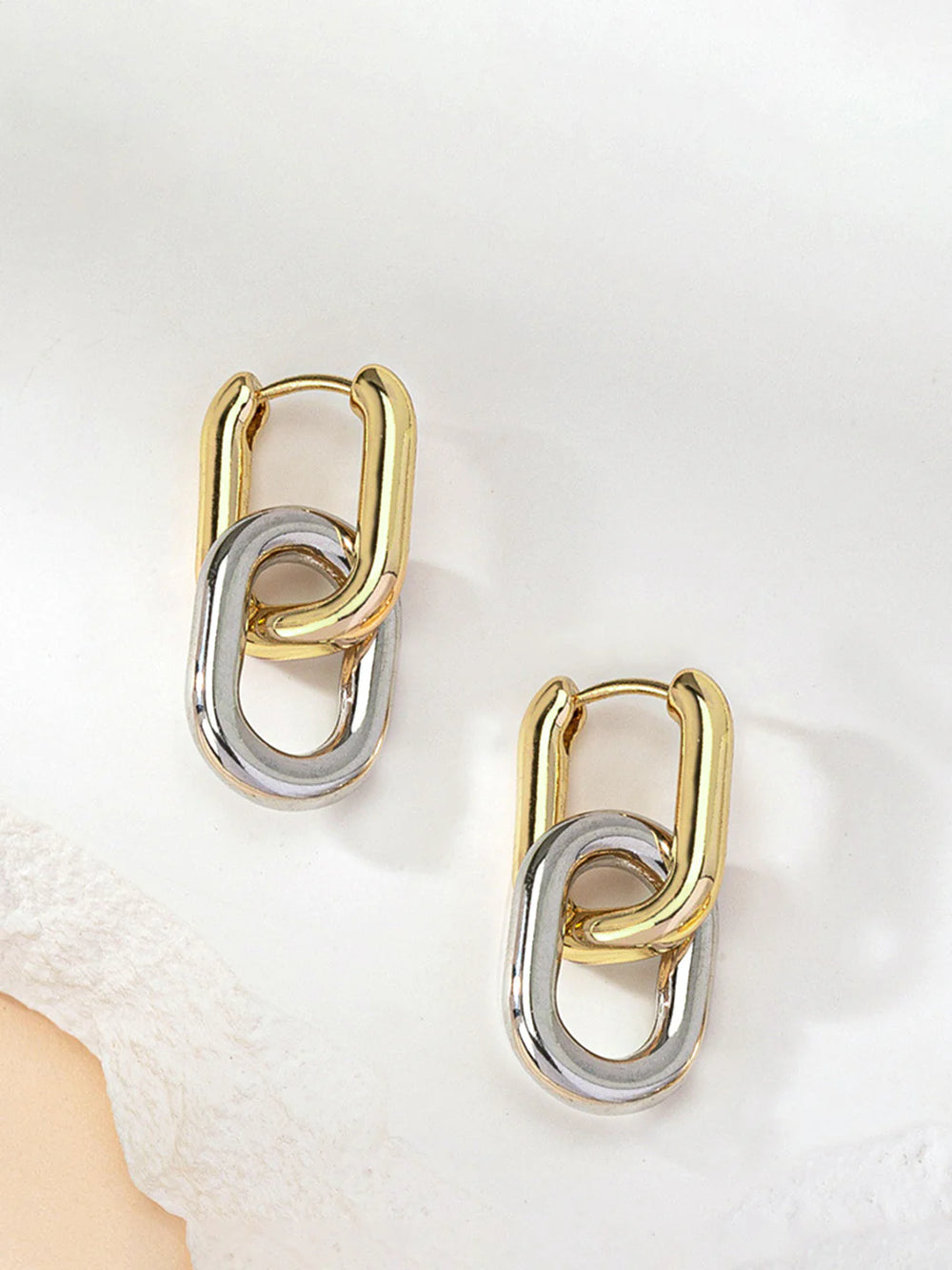 Classy & Chic Look - 5 - LA FEMME WANDERER
